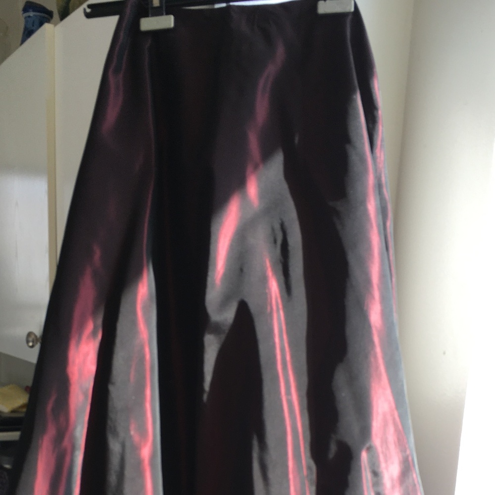 Floor-Lenght Shimmering Skirt 💎 Taffeta-Like with Tulle 👗